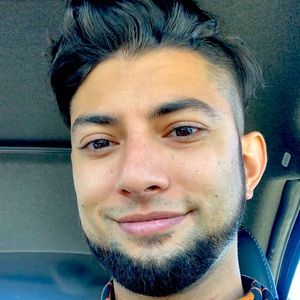 Meet your Posher, Baubak